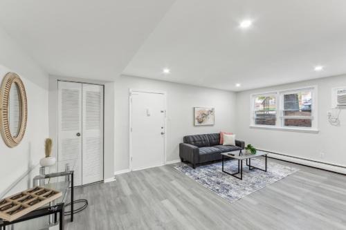 Newark Apartment | Pine Brook 416 I Corporate 15Br Apartment ! Pool