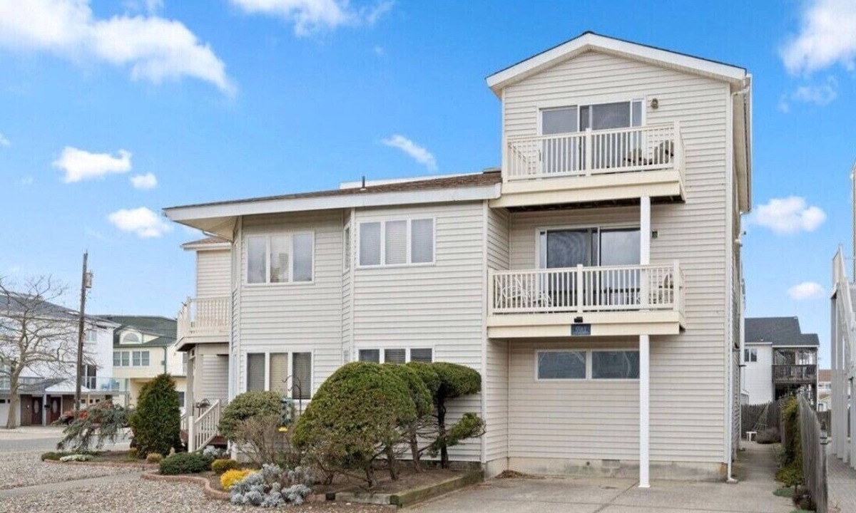 Sea Isle City House | Pleasure Ave. Sea Isle City Beach House