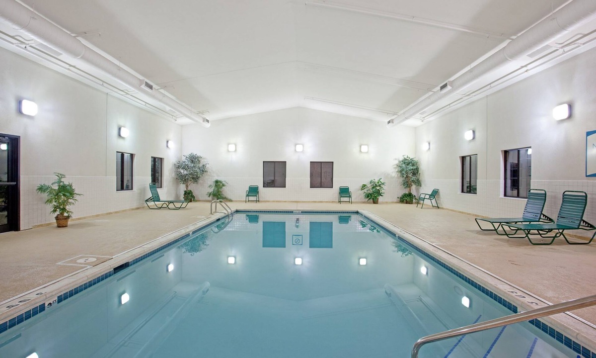 Half Day Apartment | Pool Access + Daily Free Breakfast Included!