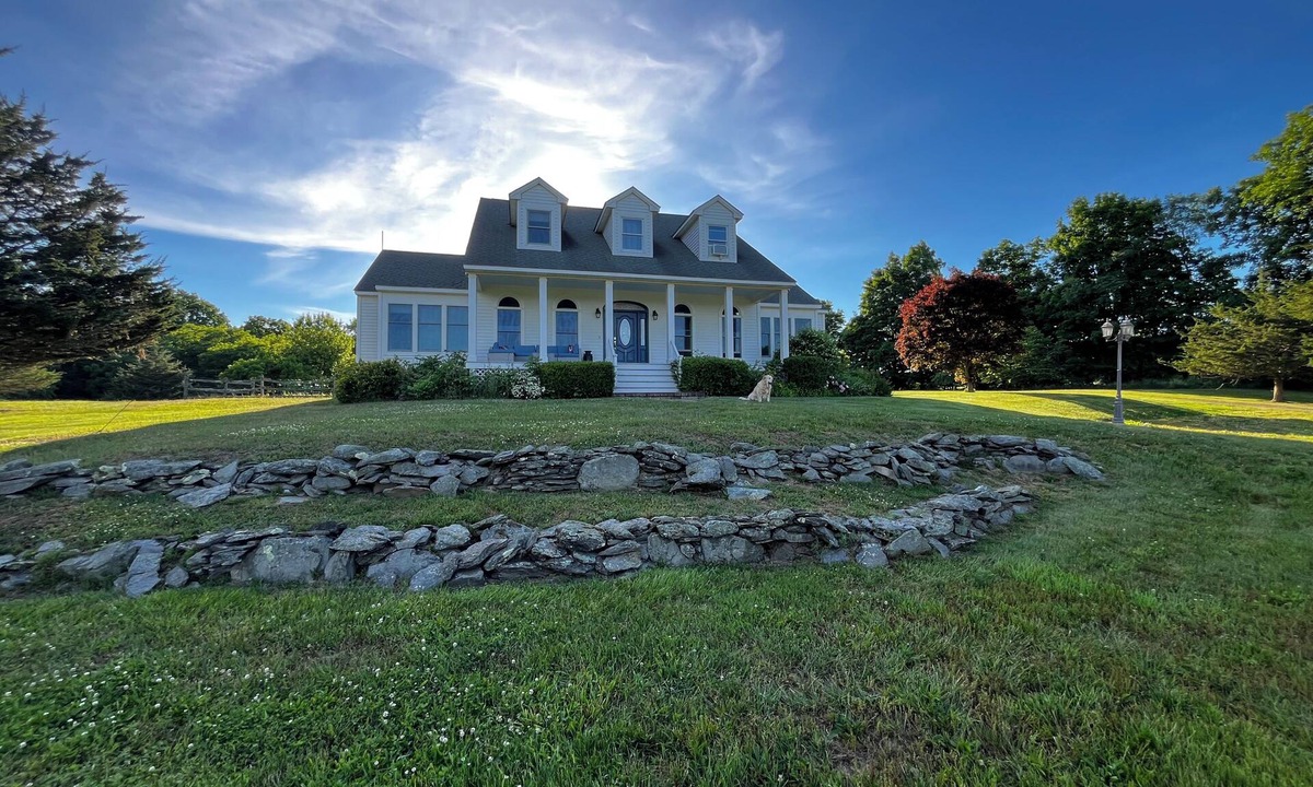 Clinton Corners House | Private and Tranquil Country Retreat