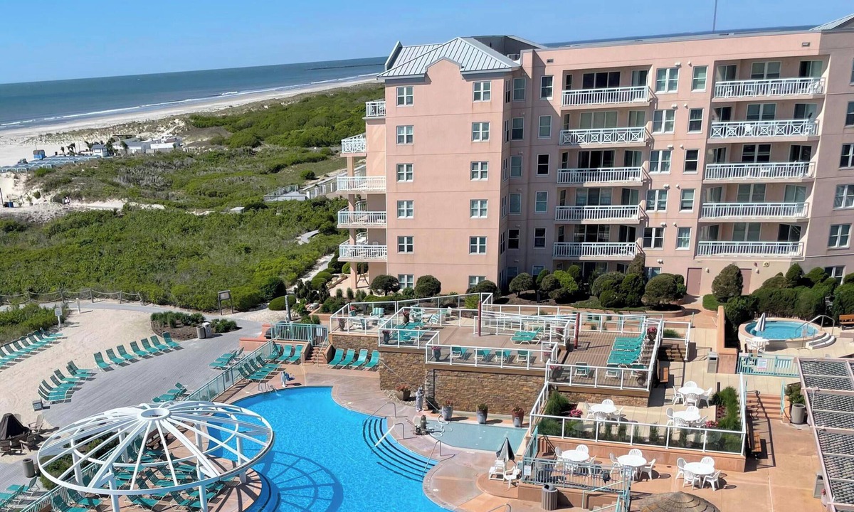 Diamond Beach Condo | Private Beach. 4 Pools! Seapointe Village TRUE 2BR, Wildwood/Cape May NJ Diamond