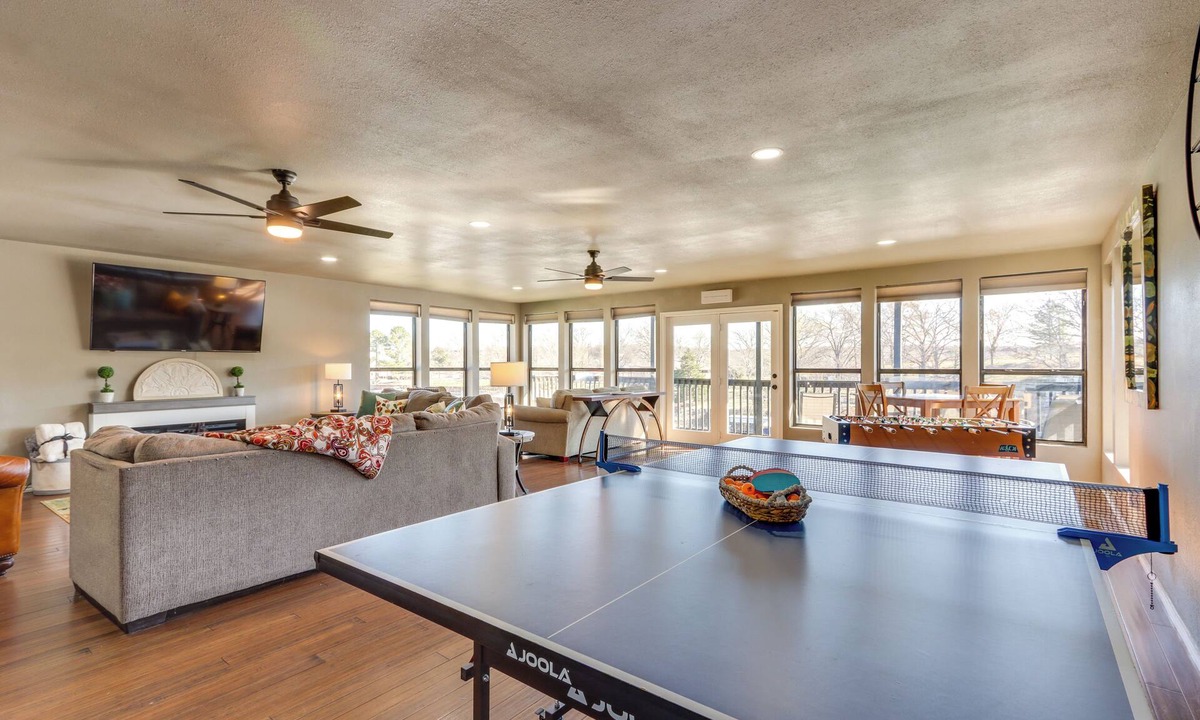 Tia Juana Cottage | Private Dock: Grand Lake Family Home