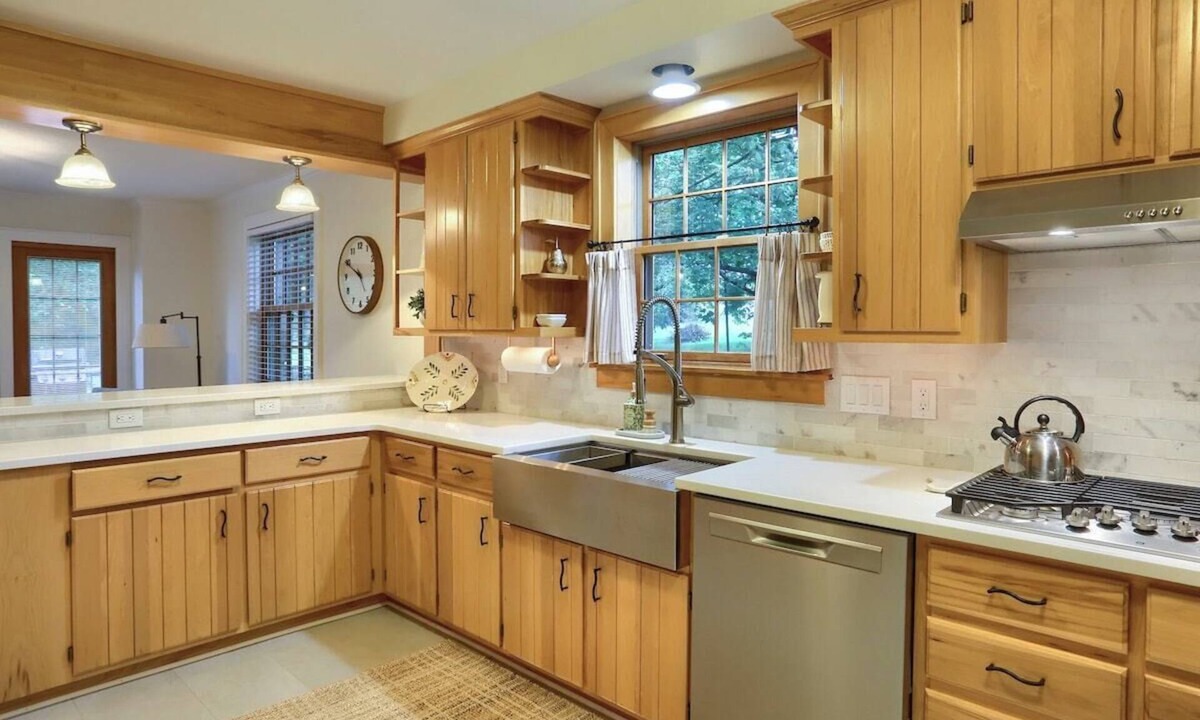 Orrtanna House | Private Hillside Retreat w/Hot Tub Near Gettysburg
