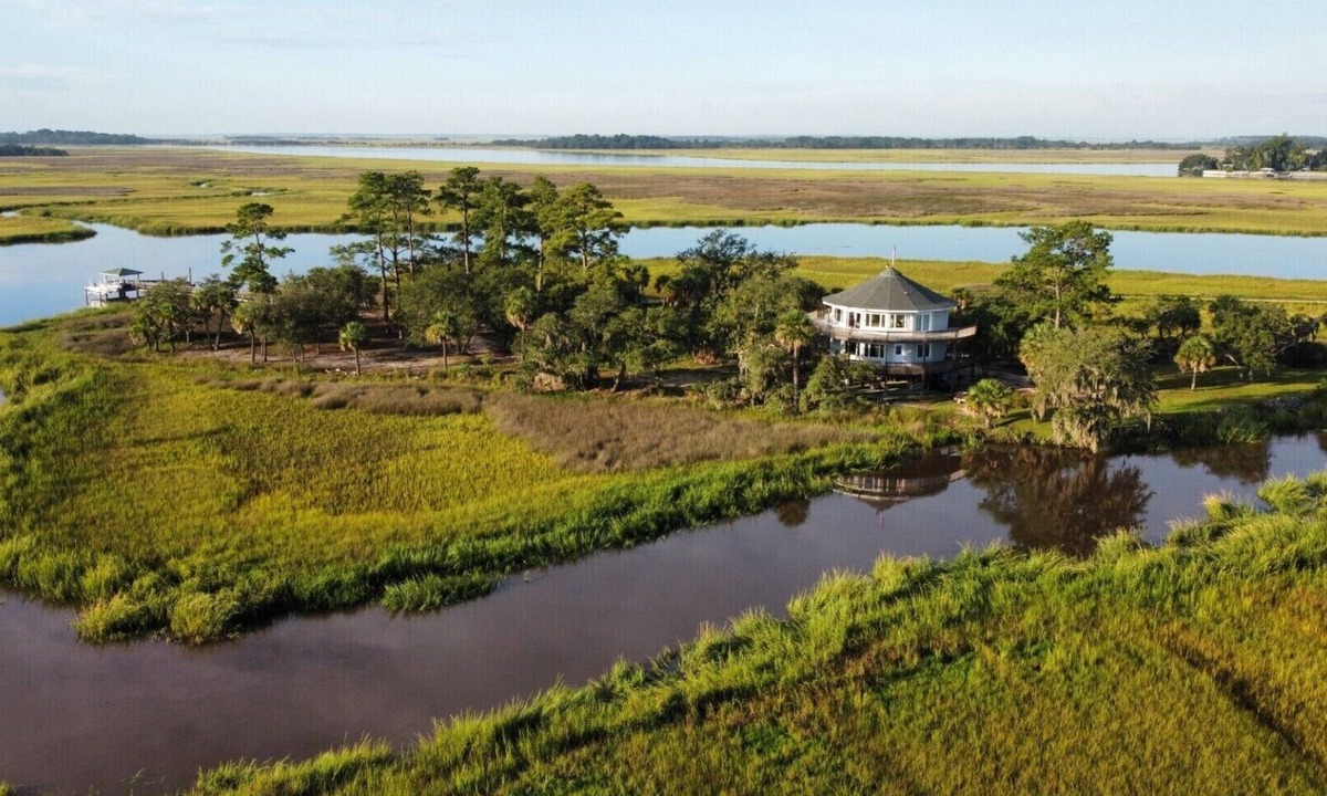 Green Pond House | PRIVATE ISLAND VACATION ALL YOURS. Kyakers paradise! 5% weekly rental discount