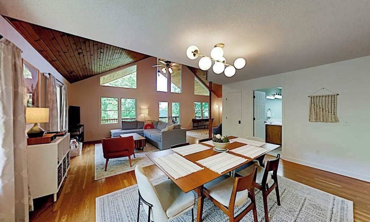 Canton House | Private mountain hideaway with mountain views & large deck - close to Asheville