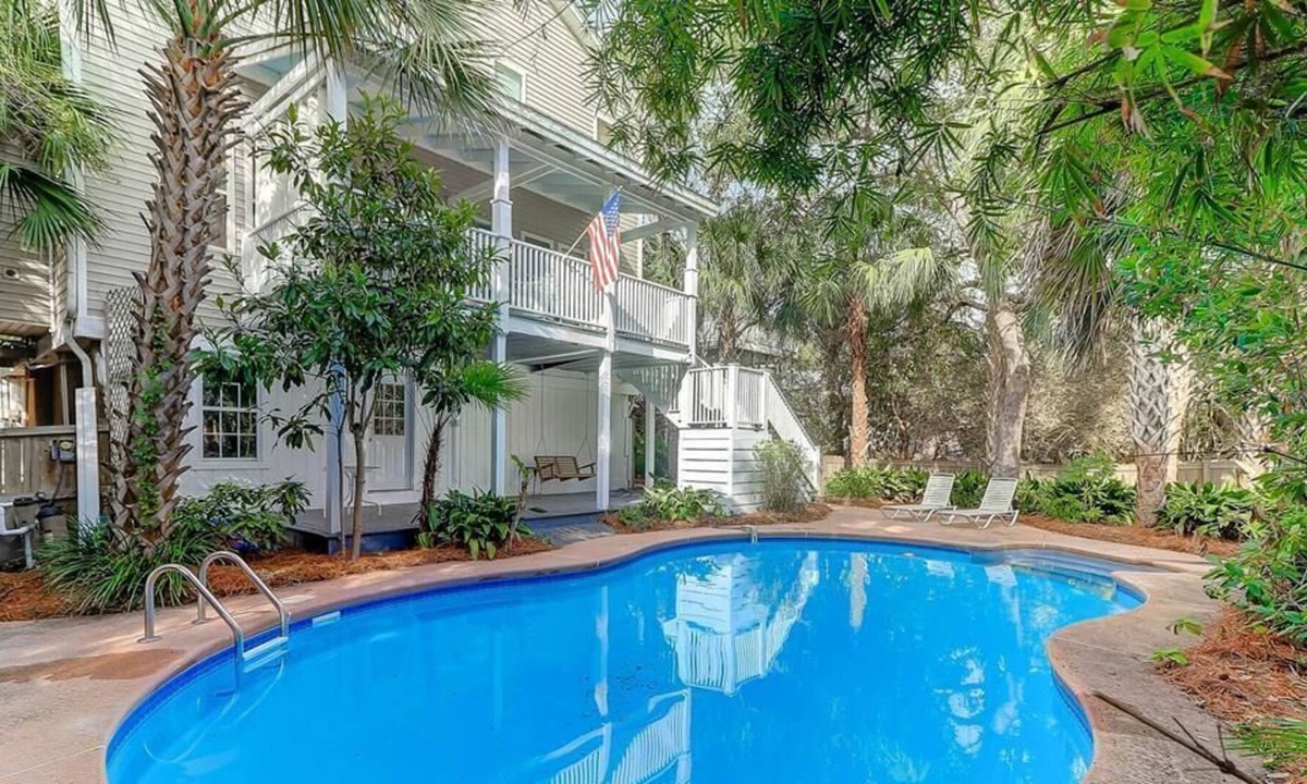 Sunset Point House | Private Salt Water Pool! Close to Dntn Folly Beach