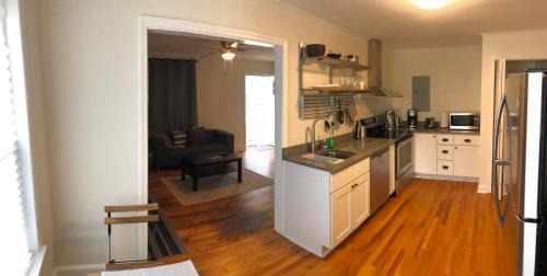 East Durham House | Quaint Cottage Minutes From Downtown