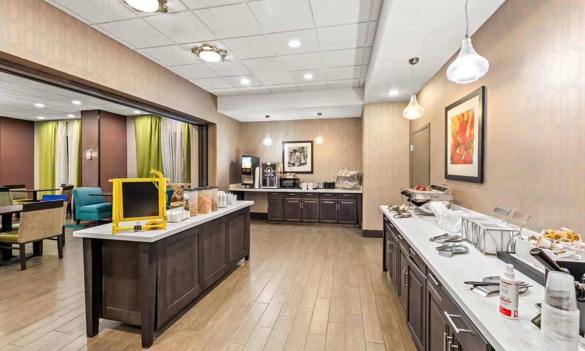 Pratt Hotel | Quality Inn - Pratt