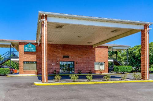 Creedmoor Hotel | Quality Inn & Suites Creedmoor - Butner