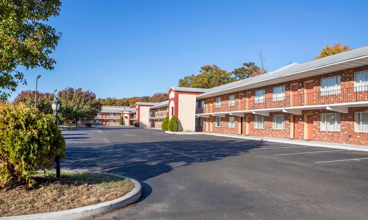 Millville Hotel | Quality Inn & Suites Millville – Vineland