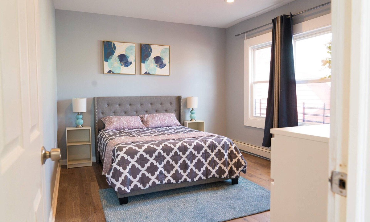 Weequahic House | QUIET & COZY
