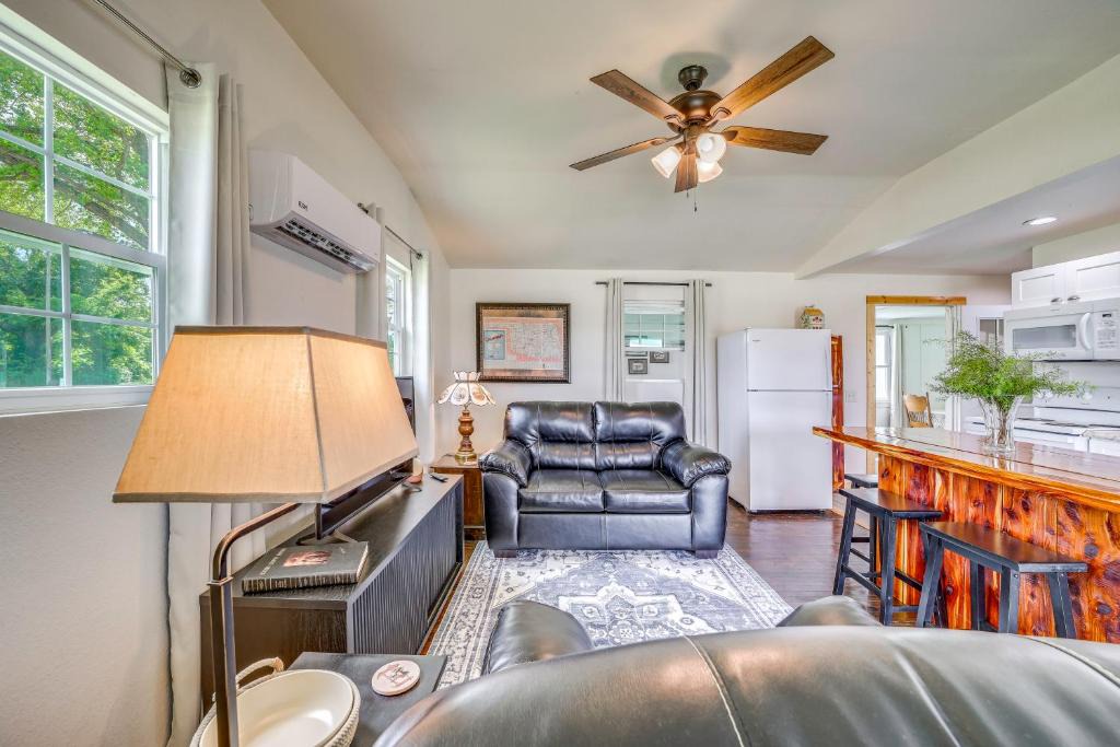 Foyil House | Recently Remodeled Route 66 Retreat! Claremore Gem