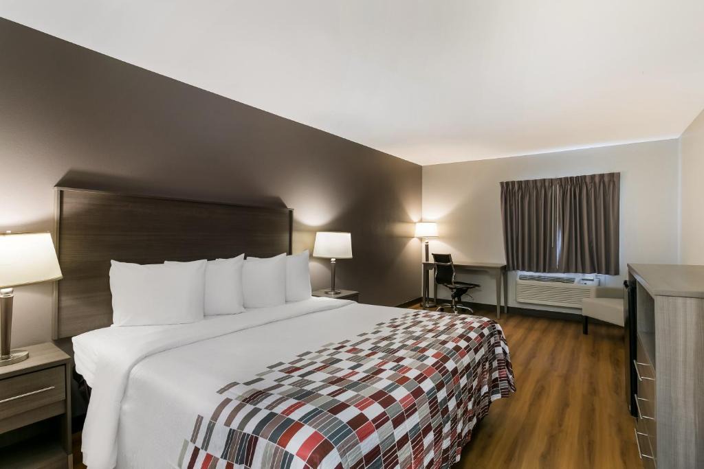 Reamstown Hotel | Red Roof Inn Denver - Lancaster County