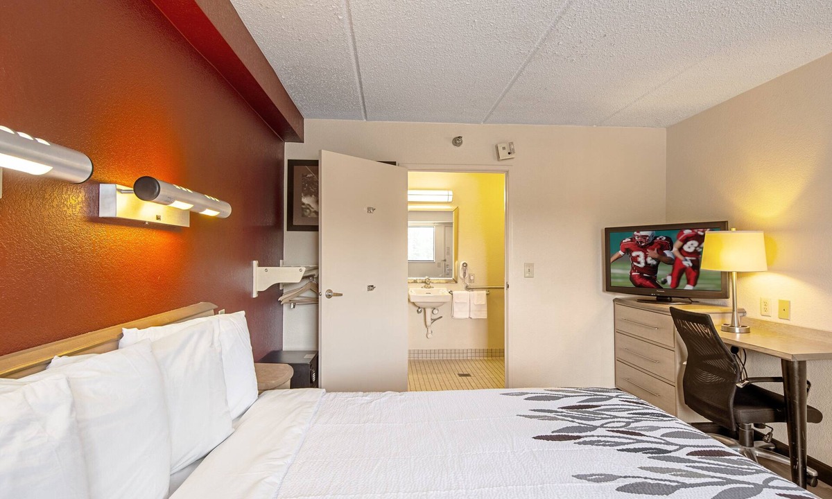 Florence Hotel | Red Roof Inn Florence - Civic Center