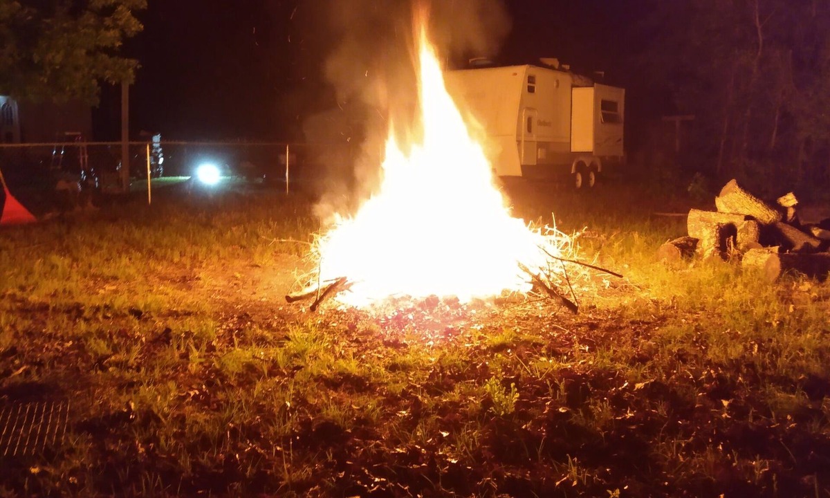 Aiken House | Relaxing Beautiful Views Plenty of Back Roads to Ride ATVs-Horses- Pets Welcomed