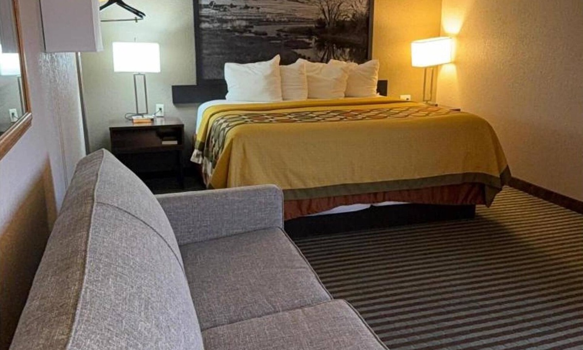 Lexington Hotel | Relaxing Lexington Suite Perfectly Near the Heart of the City w/Free Parking