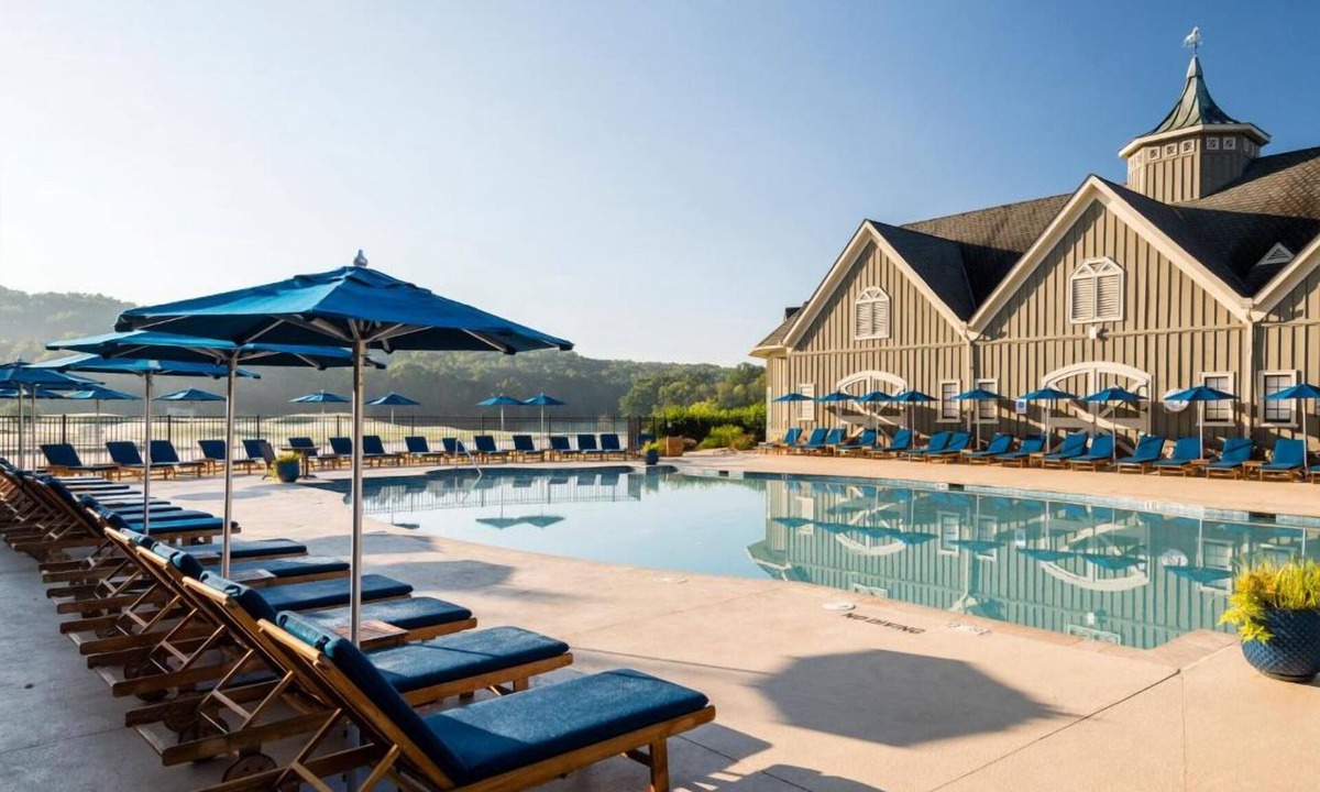 Mount Berry Hotel | Relaxing Stay with Golf, Spa, and Outdoor Pool! Pets Allowed!