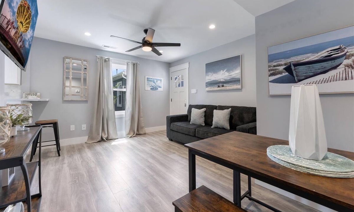 North Wildwood Condo | Renovated 1BR/1BATH Condo w/Beautiful Finishes