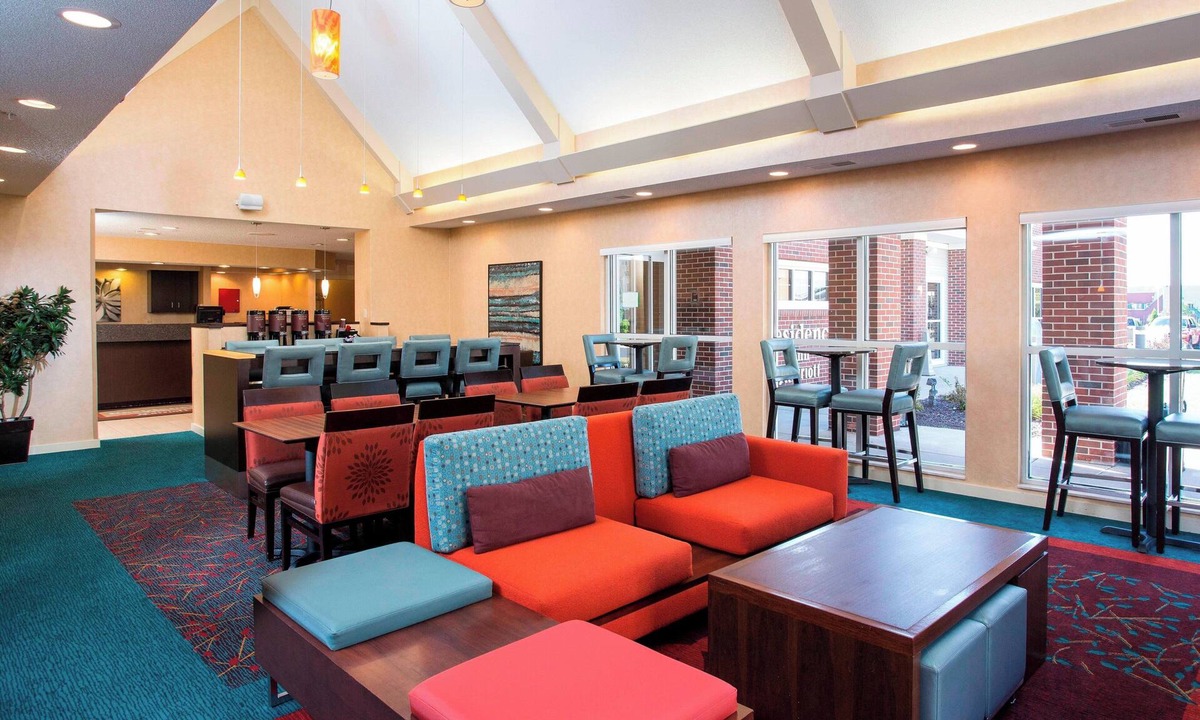 Rockford Hotel | Residence Inn by Marriott Rockford