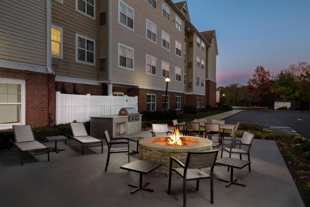 Neptune City Hotel | Residence Inn Neptune at Gateway Center