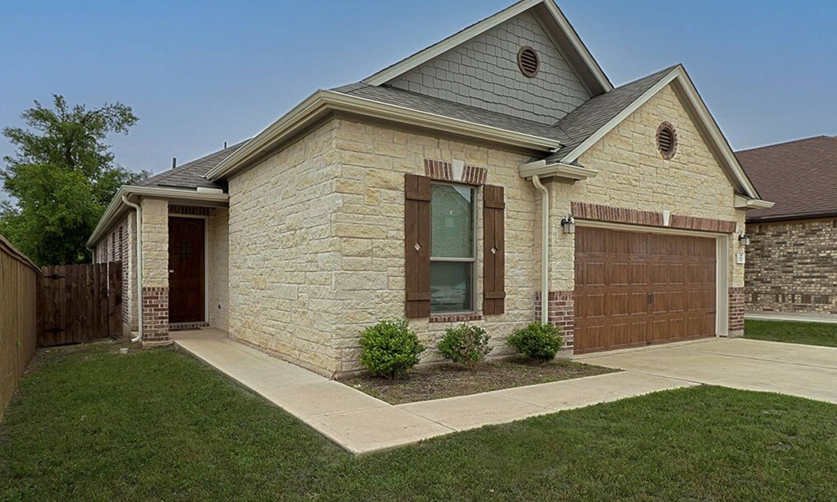 Round Rock House | Riley Residence - Dell Diamond and Kalahari WaterPark