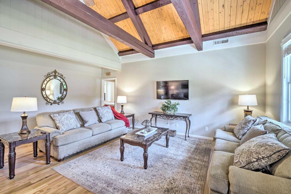 Rising Fawn House | Rising Fawn Home ~ 1 Mi to Cloudland Canyon!