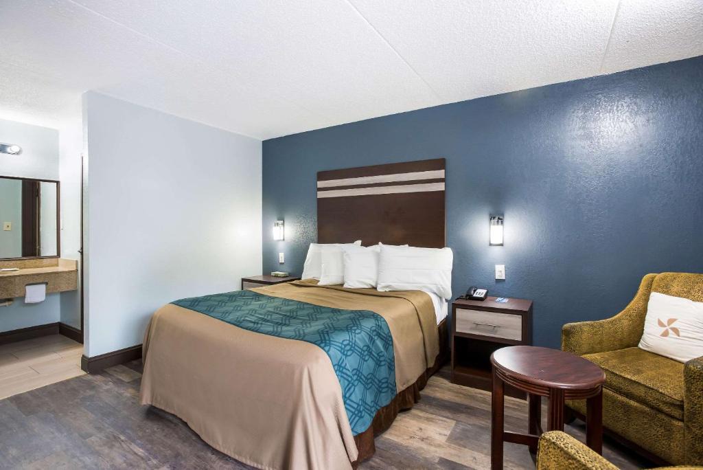 Winslow Hotel | Rodeway Inn Hammonton