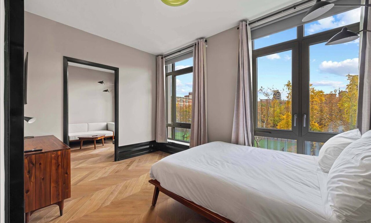 Bowery Condo | Rove Travel | Freeman 403 | Condo w/Amenities