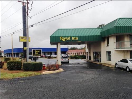 St. Andrews Hotel | Royal Inn Columbia/Fort Jackson