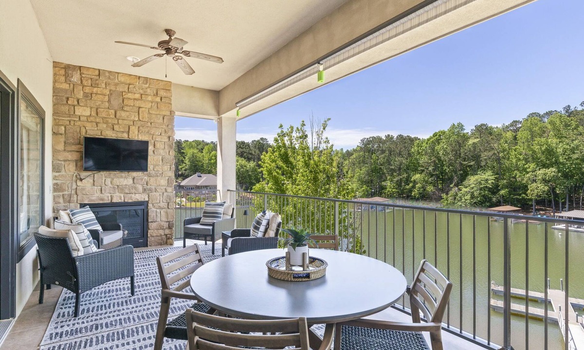 Dadeville Condo | SAILFISH @ STONEVIEW, Lake Martin Waterfront w/dedicated Boat slip & Amenities