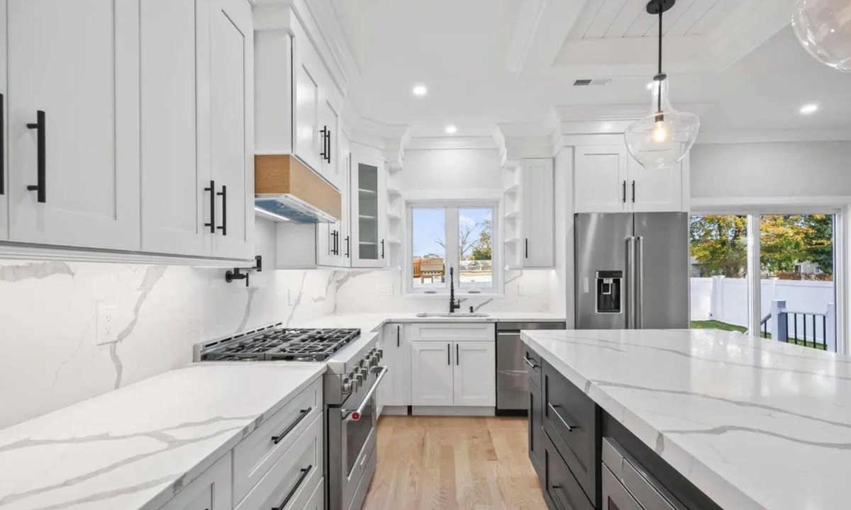 Long Branch House | Salt Air Escape Beautiful 4-bedroom house in charming Long Branch
