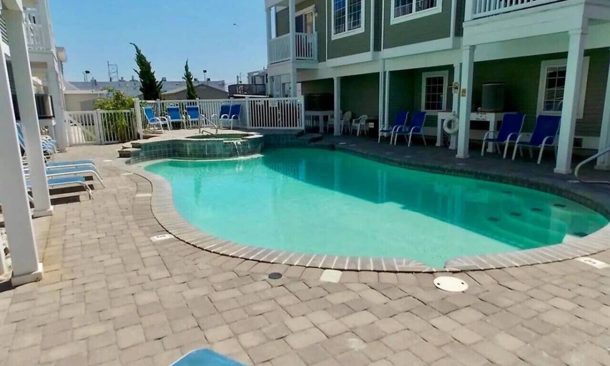North Wildwood House | Saltwater Sanctuary - 4BR North Wildwood Townhome