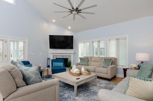 Shell Island House | Sandy Feet Retreat by Bryant Real Estate