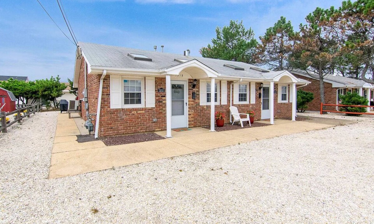 Dover Beaches North Apartment | Seacrest Beach Cottages II
