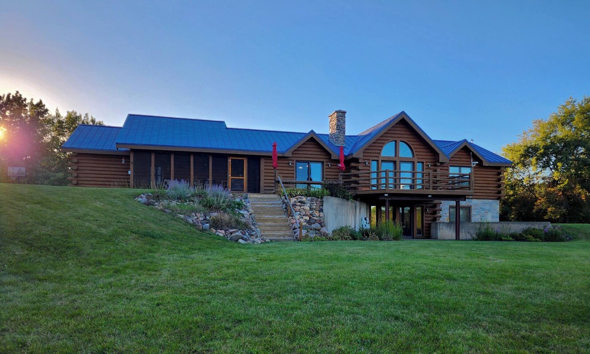 Brodhead Cabin | Secluded Log Cabin w/Private Lake & Hiking Trails