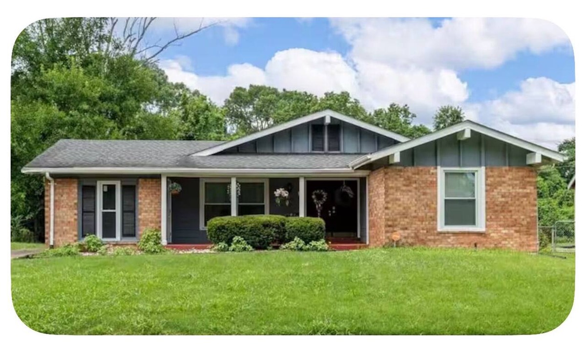 Florissant House | Serene 4-bedroom 2 bathroom house in charming Florissant