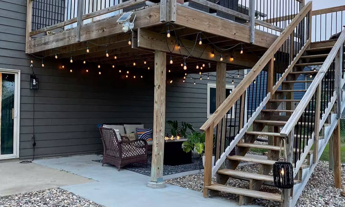 Sioux Falls House | SF Social Haus Hot Tub Arcade Fire Pit Fun Sleeps 11 - Downtown & Airport