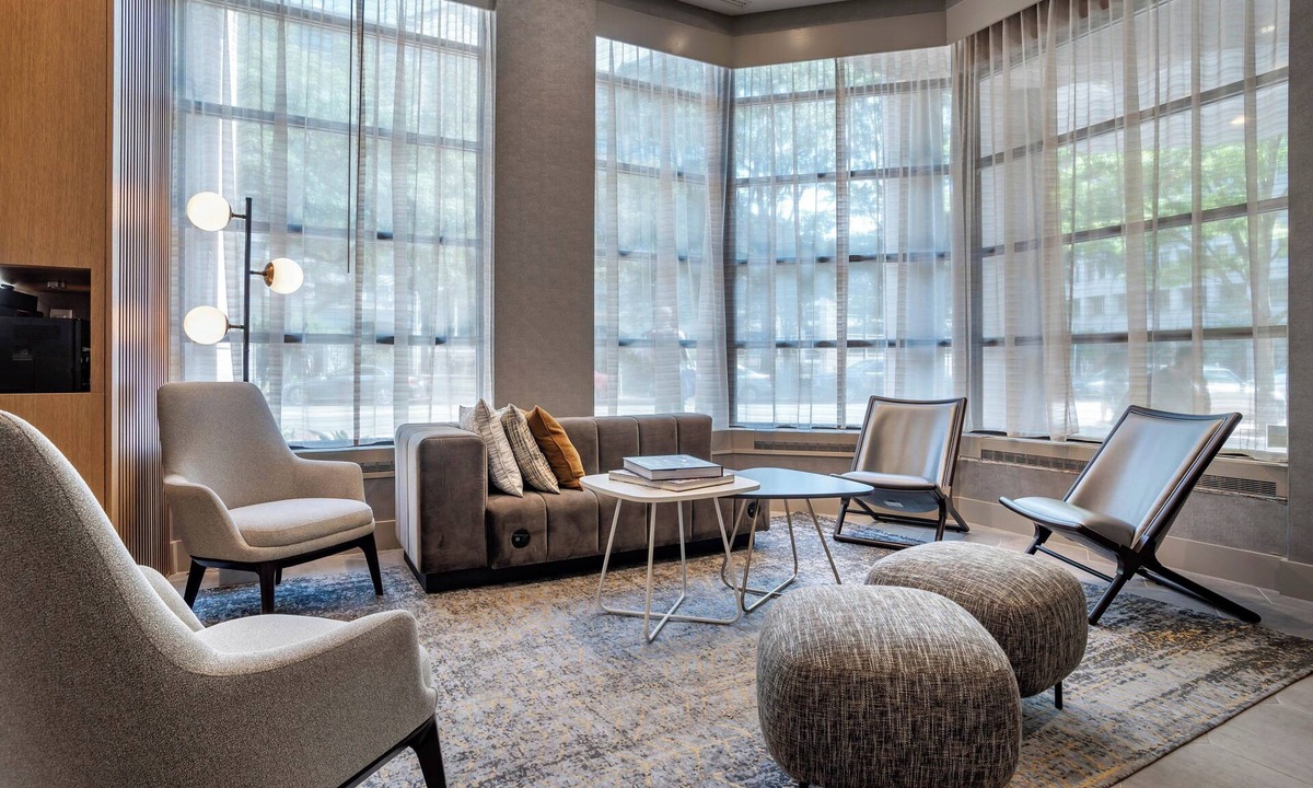 Downtown Wilmington Hotel | Sheraton Suites Wilmington Downtown
