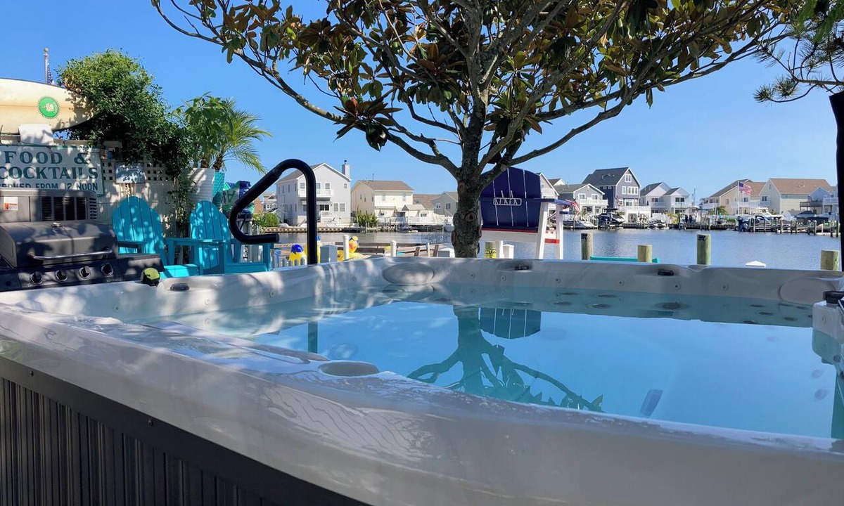 Seaside Heights Villa | Shorely Waterfront XL Open 2nd FL 2/3BR 2.5bth Jacuzzi Dock Kayak Arcade Bike