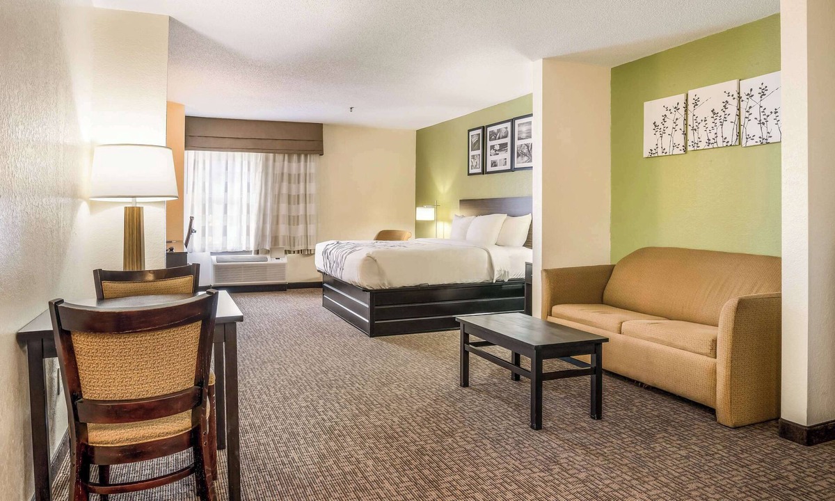 Jacksonville Hotel | Sleep Inn & Suites Jacksonville near Camp Lejeune