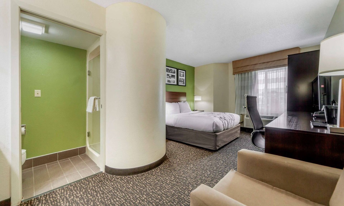 East Omaha Hotel | Sleep Inn & Suites Omaha Airport