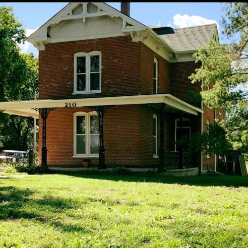 Smithville Bed & Breakfast | Smithville Historical Museum and Inn