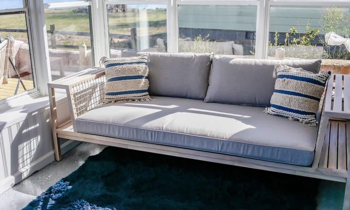 Fox Hill - Grandview House | Sojourn's Aviators Dream on Back River