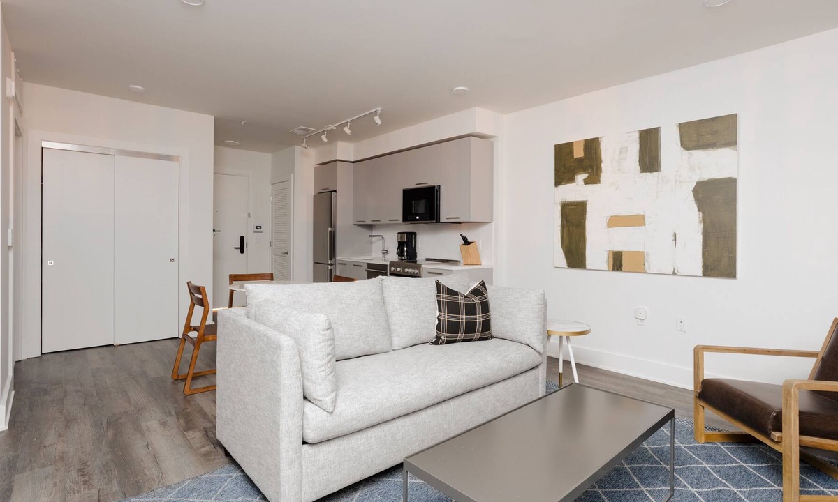 Navy Yard Apartment | Sonder Europa | One-Bedroom Apartment