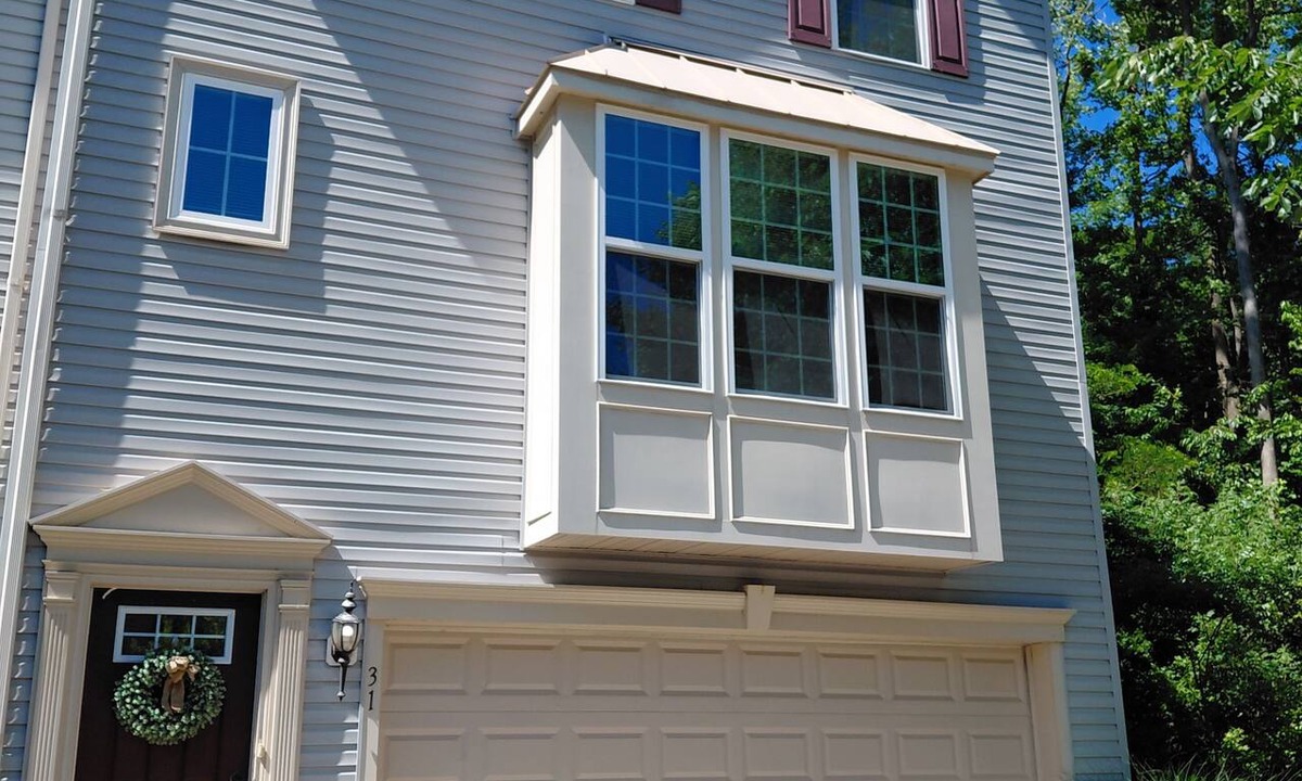 Mount Holly House | Spacious 3-bedroom townhome in charming Mount Holly less than 30 min from Philly