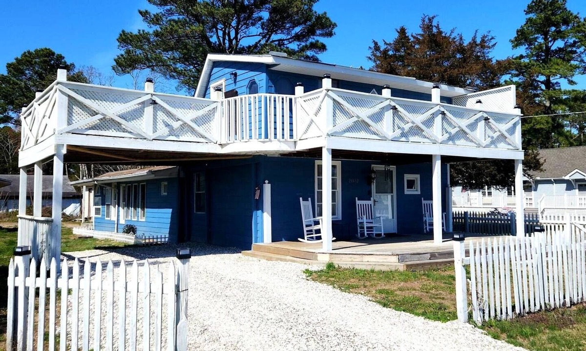 Long Neck Cottage | Spacious 4-bedroom bungalow in enchanting Millsboro with AC