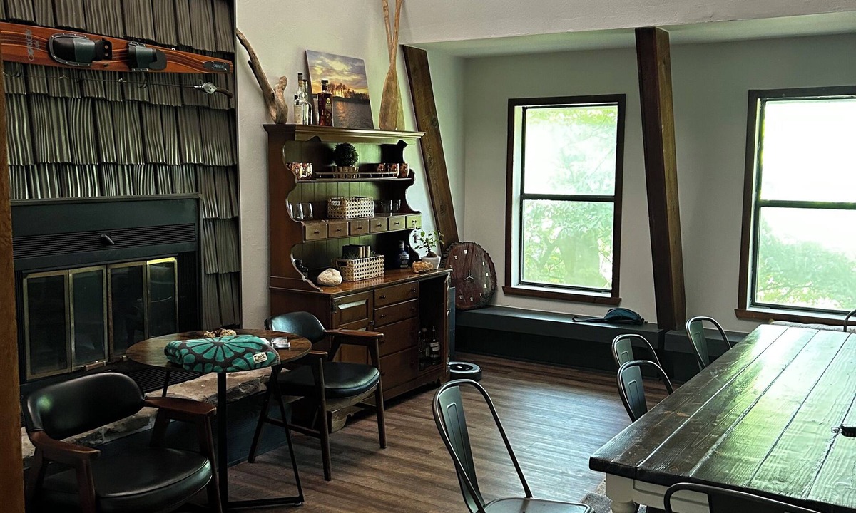 Park Hill Cabin | Spacious 4-Bedroom Cabin Near Lake Tenkiller – Sleeps 17