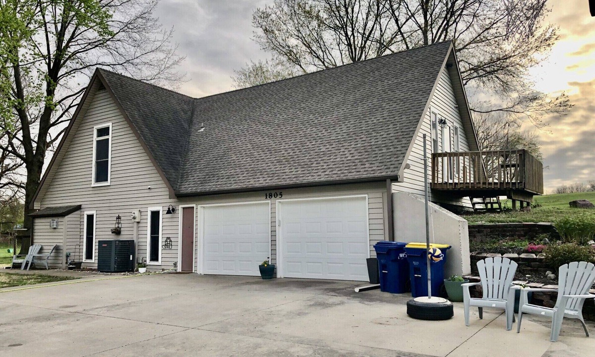 Smithville House | Spacious 4-bedroom house in serene Smithville with AC