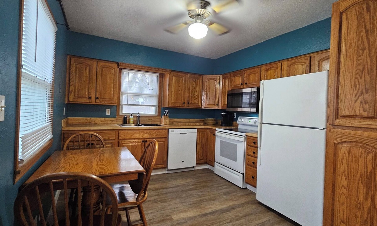 Indianola House | Spacious 4-bedroom house, large yard in beautiful Indianola.