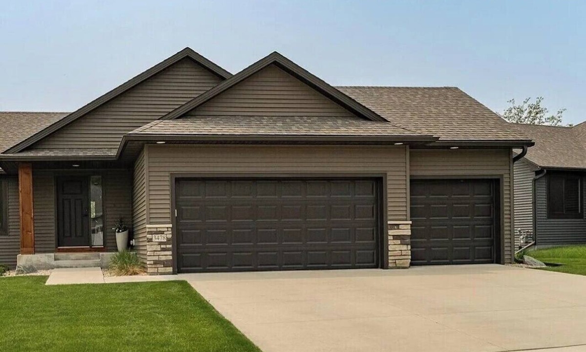 Rochester House | Spacious 4-bedroom house in peaceful neighborhood 10min from Mayo Clinic.